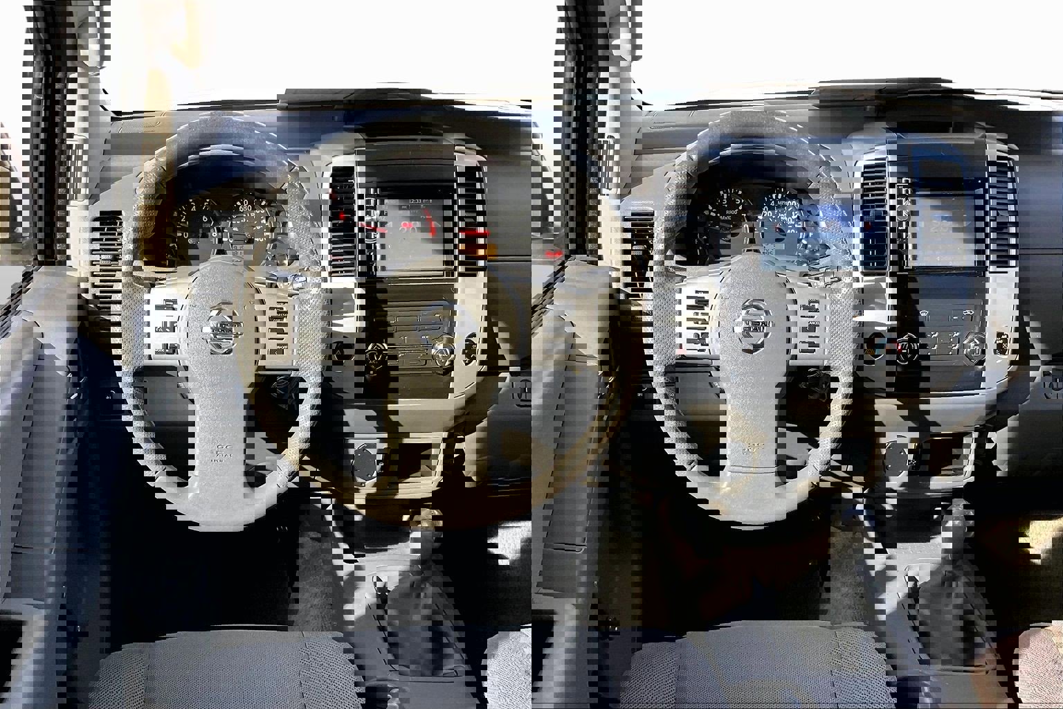 Used 2015 Nissan Frontier S w/ S Preferred Package image 5