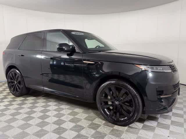 Used 2025 Land Rover Range Rover Sport Dynamic SE AWD/4WD image 10