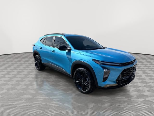 Used 2025 Chevrolet Trax ACTIV w/ Driver Confidence Package image 2