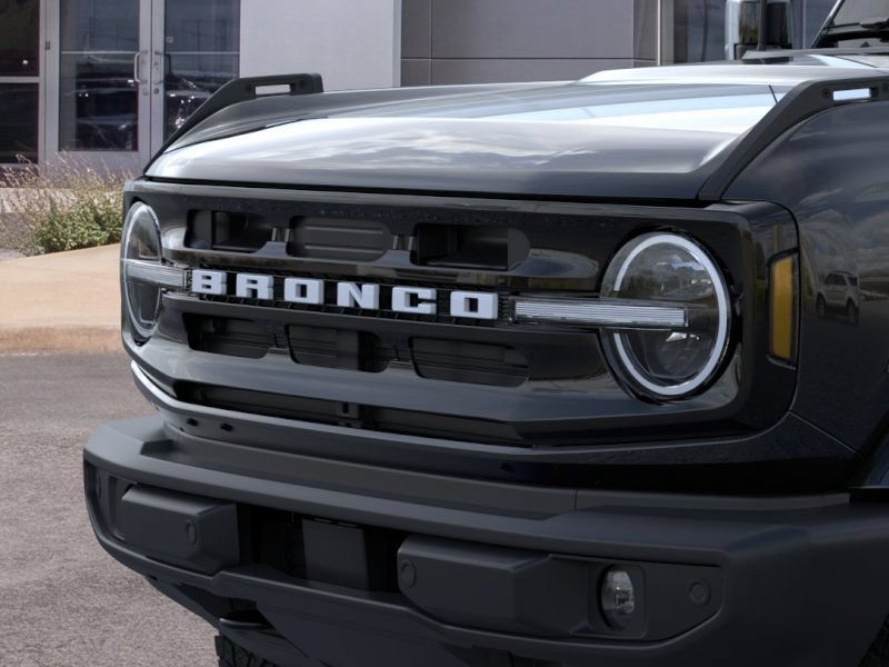 New 2026 Ford Bronco Outer Banks AWD/4WD image 19