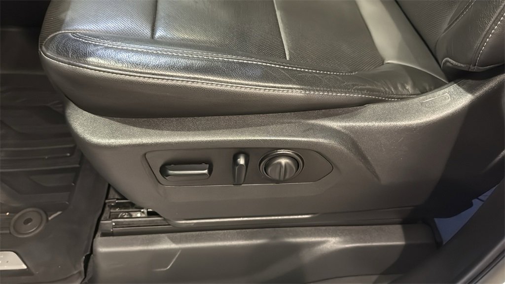 Used 2020 GMC Sierra 1500 SLT w/ SLT Premium Plus Package image 25