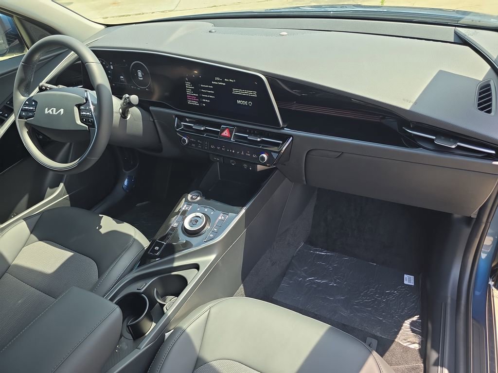New 2026 Kia Niro Wind FWD image 12