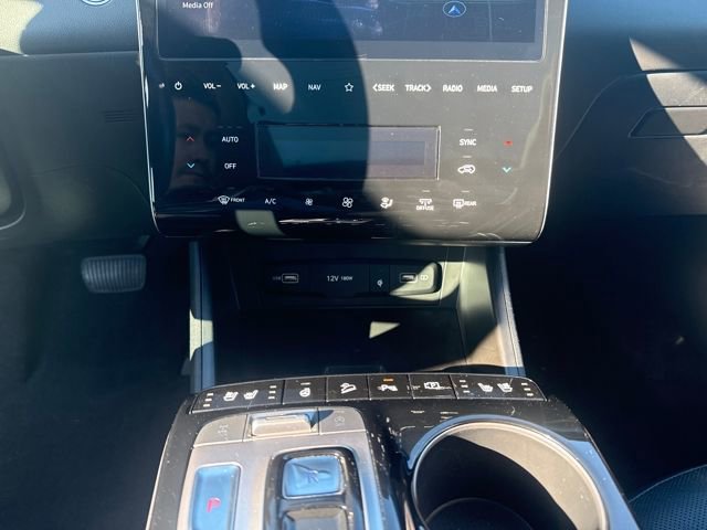 Used 2023 Hyundai Tucson Limited image 17