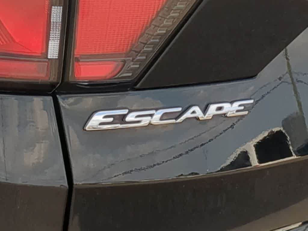 Used 2018 Ford Escape SEL AWD/4WD image 12