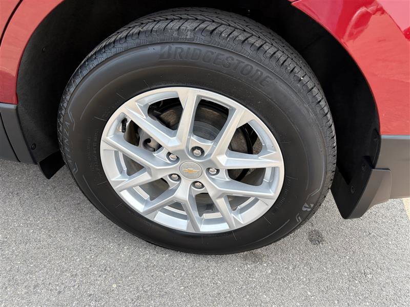 Used 2024 Chevrolet Equinox LT image 4