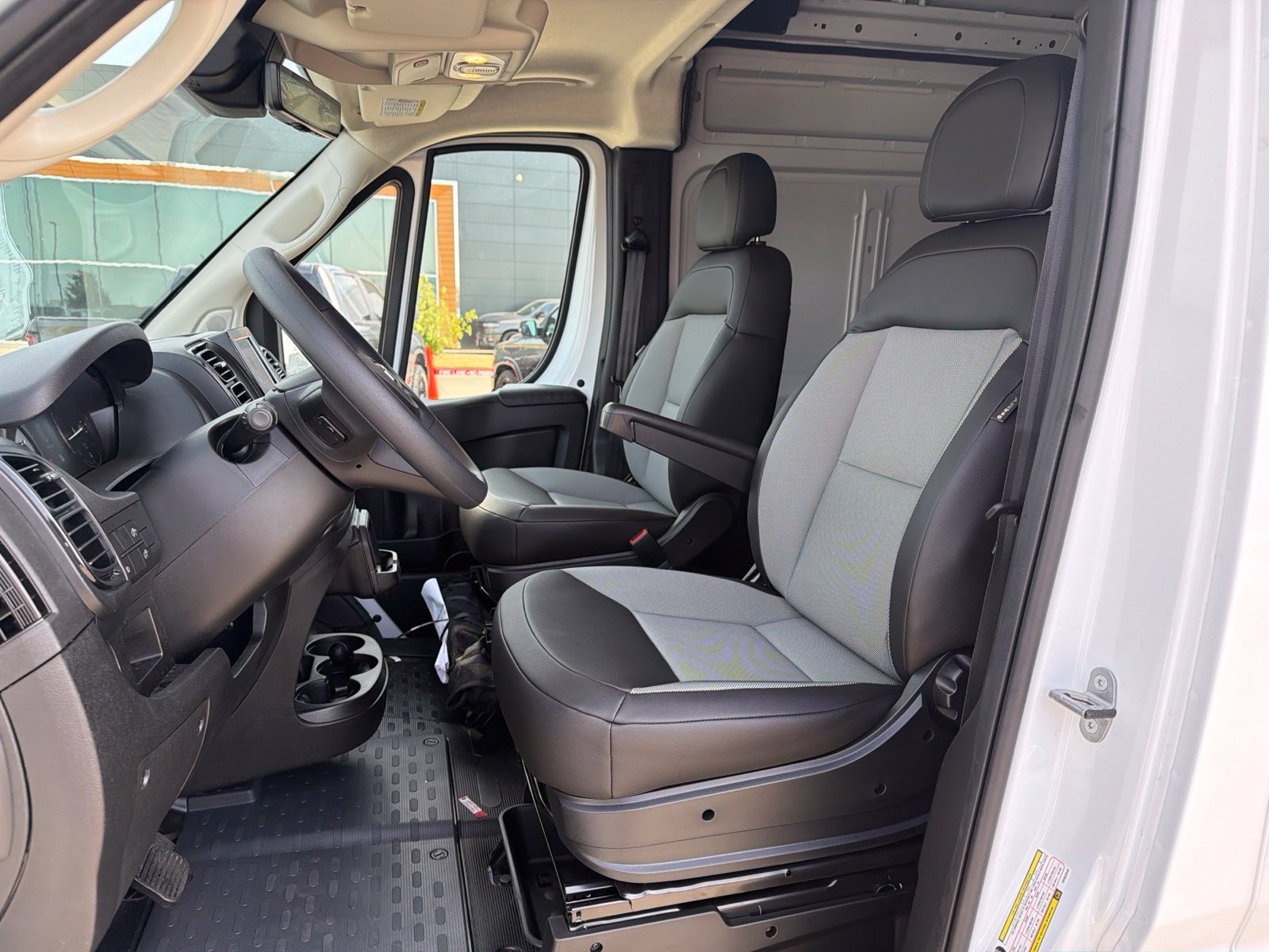 New 2027 RAM ProMaster 3500 w/ Safety Group FWD image 14