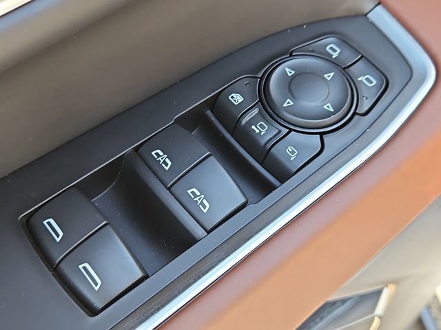 New 2026 GMC Sierra 2500 Denali Ultimate w/ LPO, Black Badging Package image 16