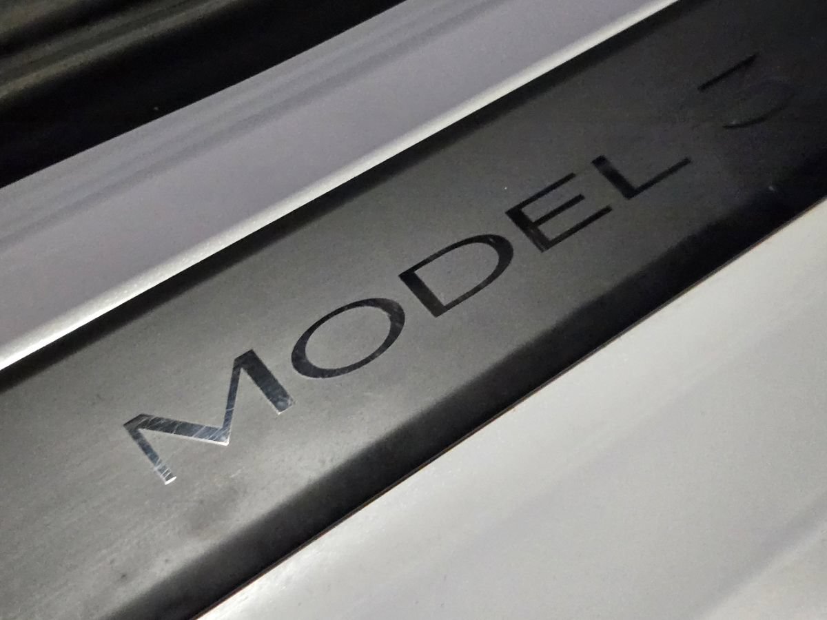 Used 2022 Tesla Model 3 Standard Range RWD image 31