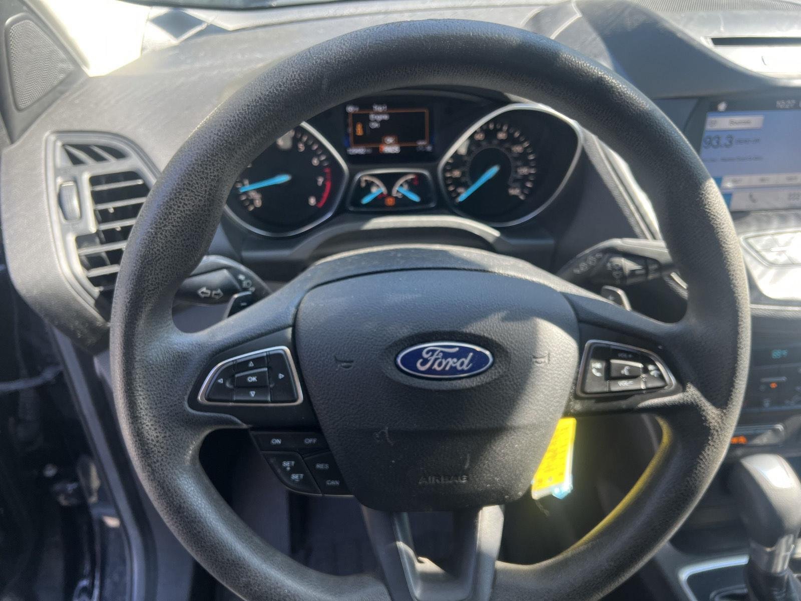 Used 2017 Ford Escape SE w/ Equipment Group 201A AWD/4WD image 11