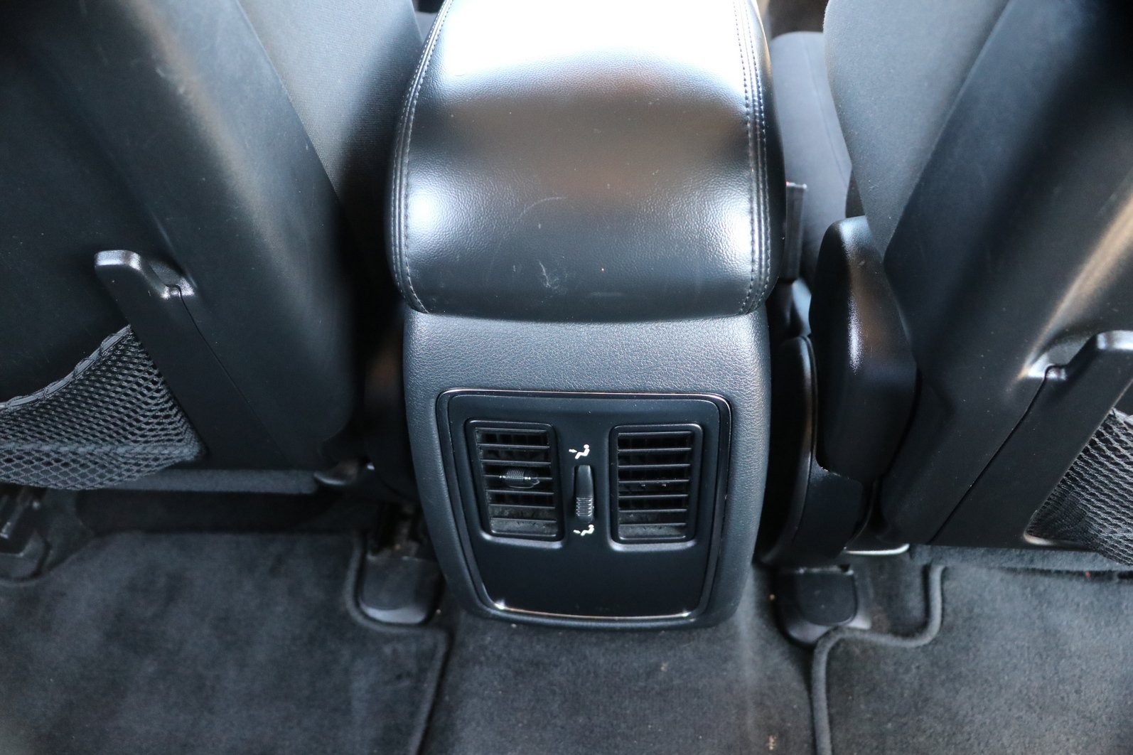 Used 2015 Dodge Durango SXT RWD image 29