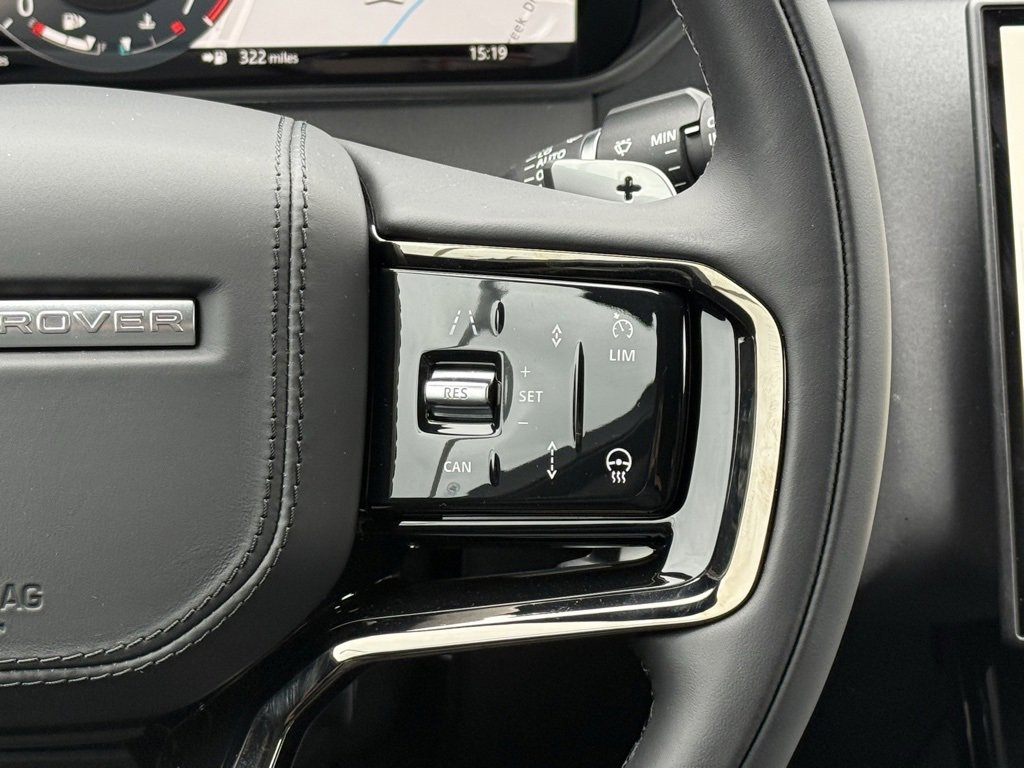 New 2025 Land Rover Range Rover Velar Dynamic SE image 19