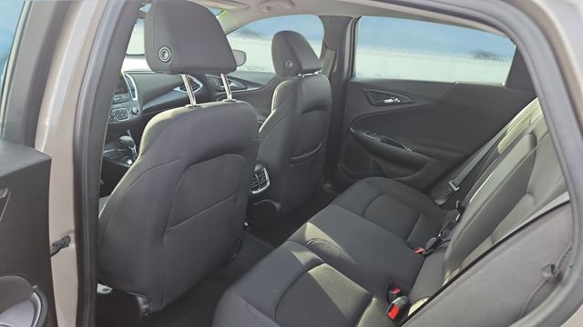 Used 2023 Chevrolet Malibu LT image 21