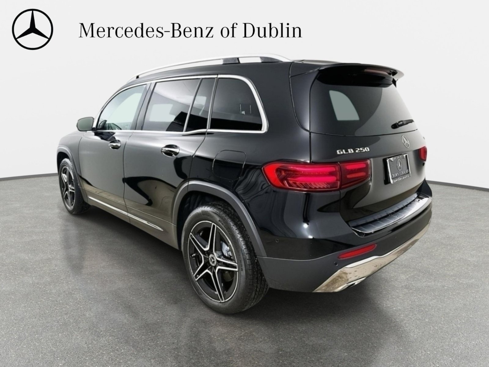 Used 2026 Mercedes-Benz GLB 250 4MATIC image 7