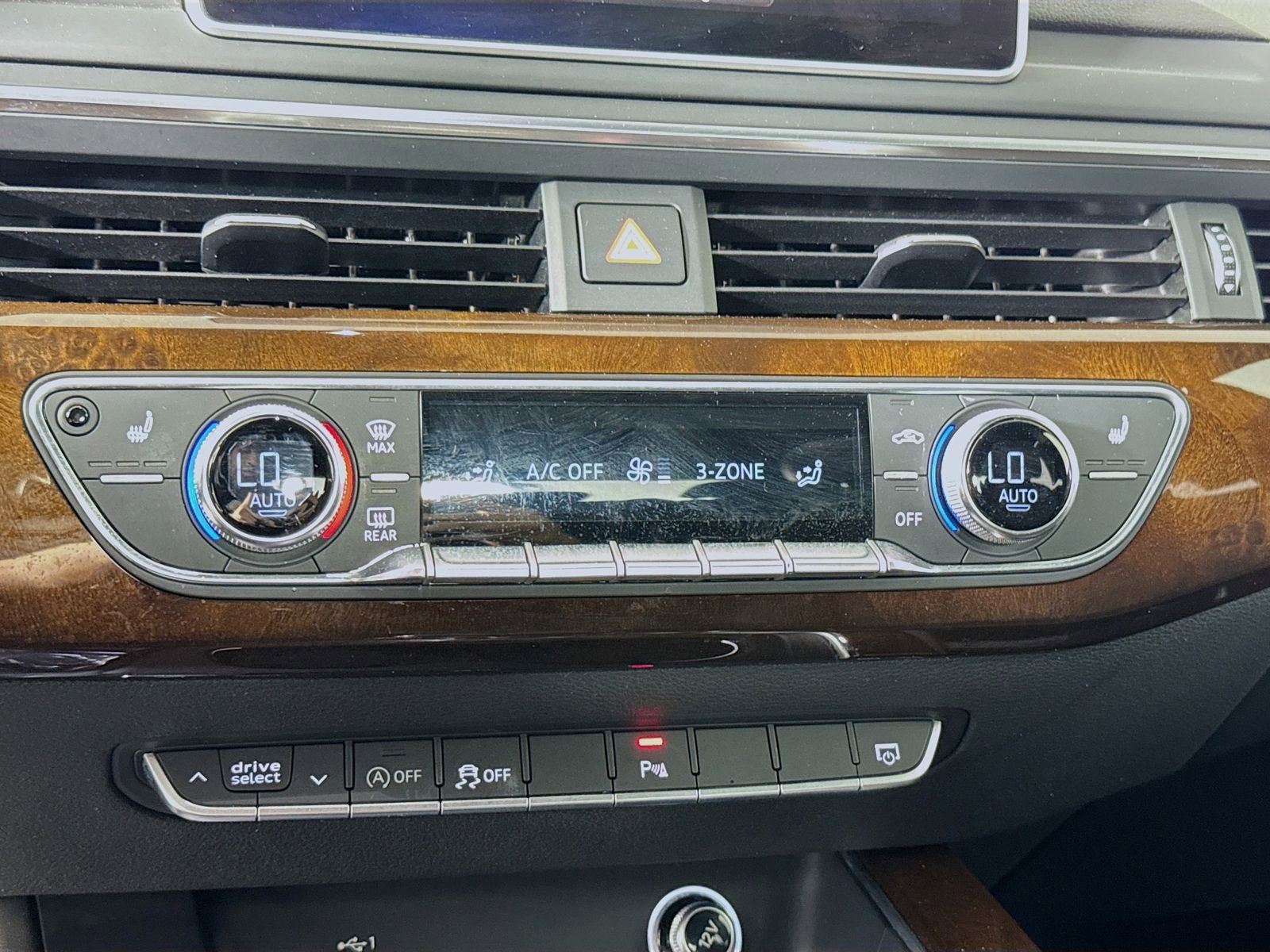 Used 2019 Audi A5 2.0T Premium Plus w/ Premium Plus image 16