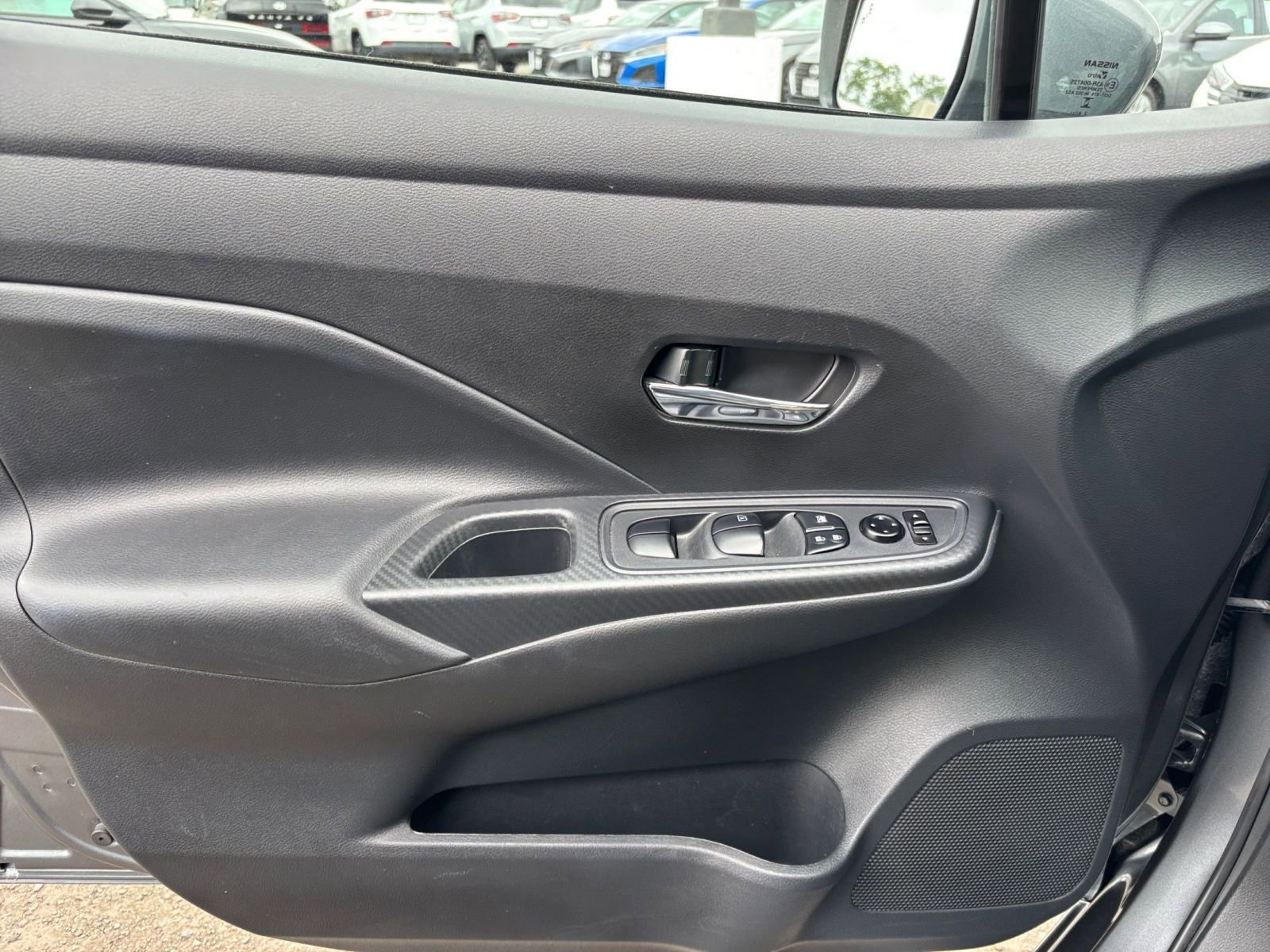 Used 2025 Nissan Versa SV image 18