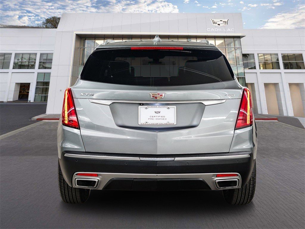 Certified 2023 Cadillac XT5 Premium Luxury image 3