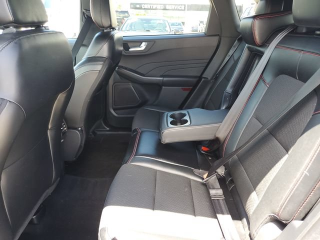 Used 2025 Ford Escape ST-Line FWD image 10