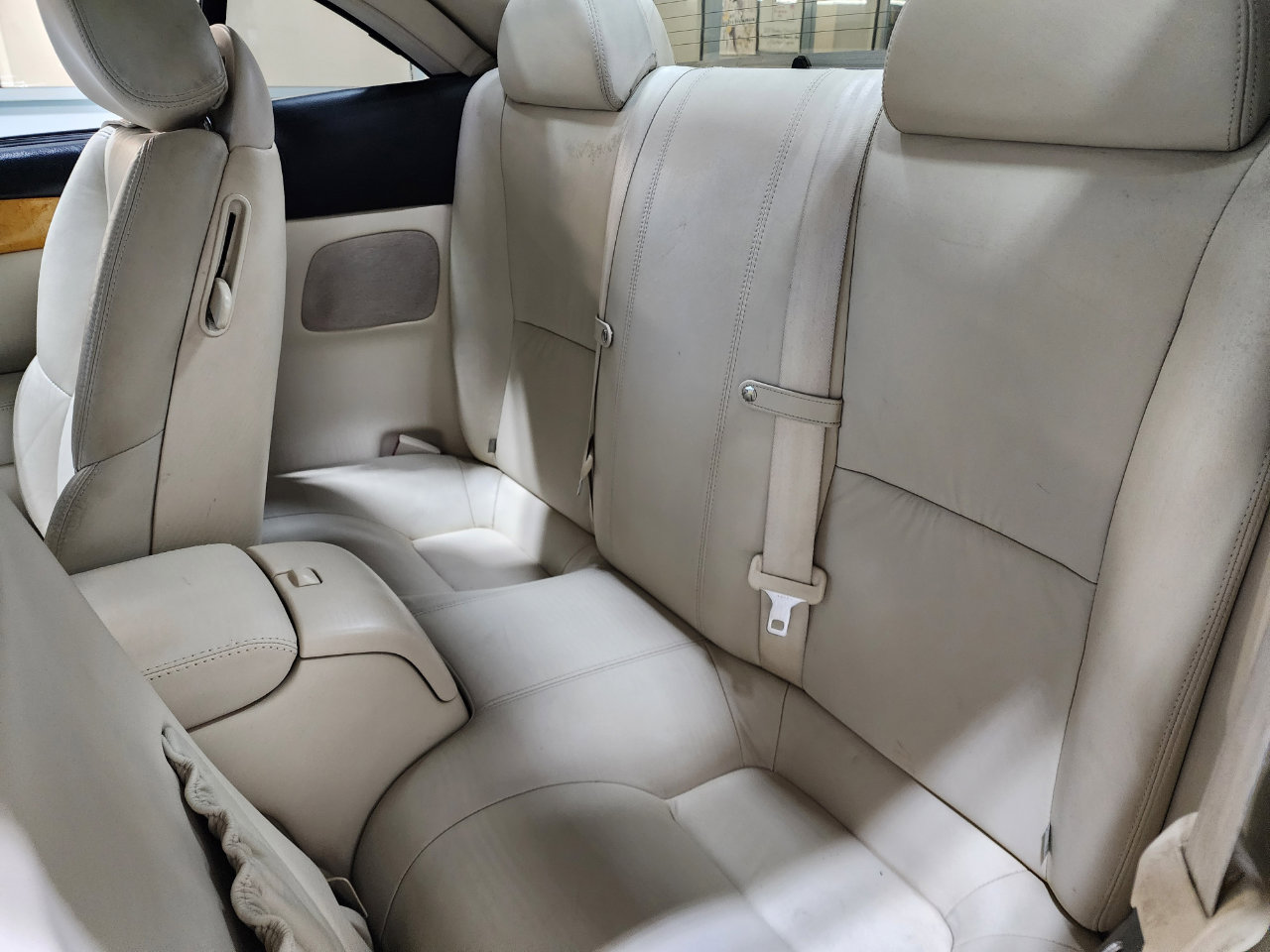 Used 2003 Lexus SC 430 Convertible image 23