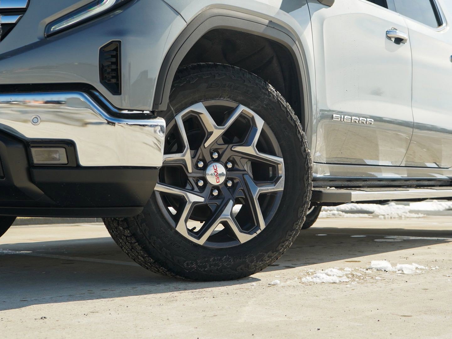 New 2026 GMC Sierra 1500 SLT w/ SLT Premium Plus Package image 6