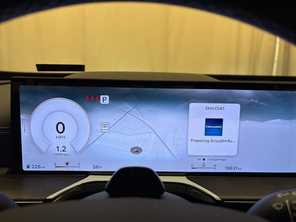 Used 2025 Genesis GV80 2.5T Select image 16