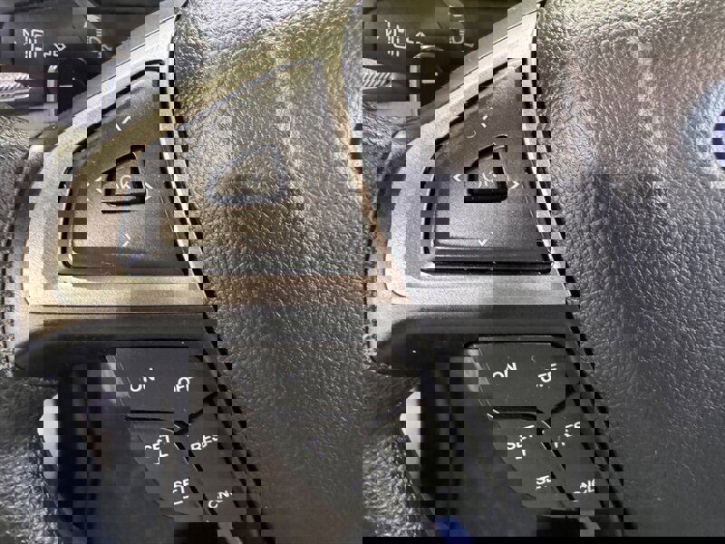 Used 2020 Ford Fusion SE image 29