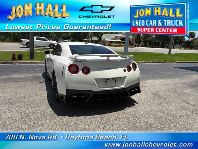 Used 2021 Nissan GT-R Premium AWD/4WD image 7
