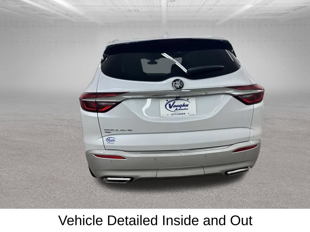 Used 2021 Buick Enclave Premium w/ Sun and Sites Package AWD/4WD image 12