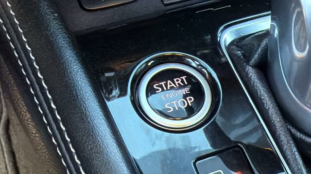 Used 2024 Nissan Kicks SV image 17