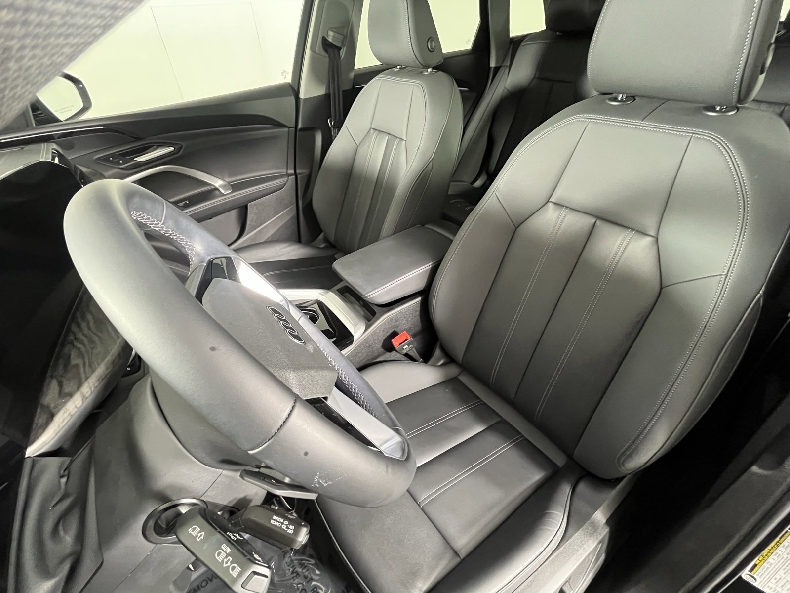 Certified 2025 Audi Q5 2.0T Premium w/ Convenience Package image 9