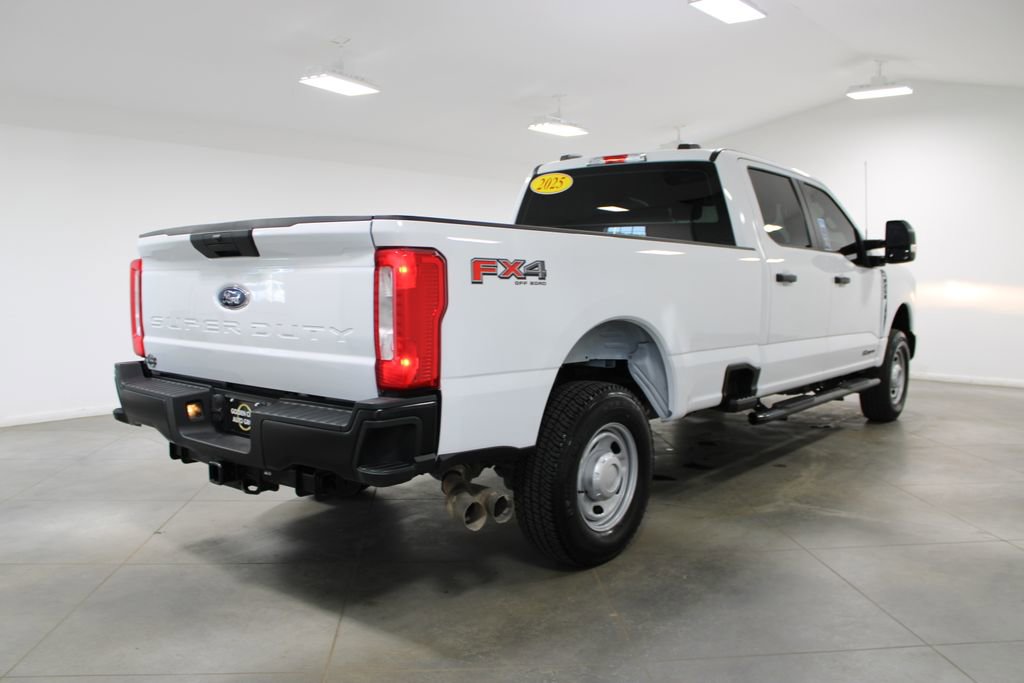 Used 2025 Ford F250 XL w/ FX4 Off-Road Package AWD/4WD image 9