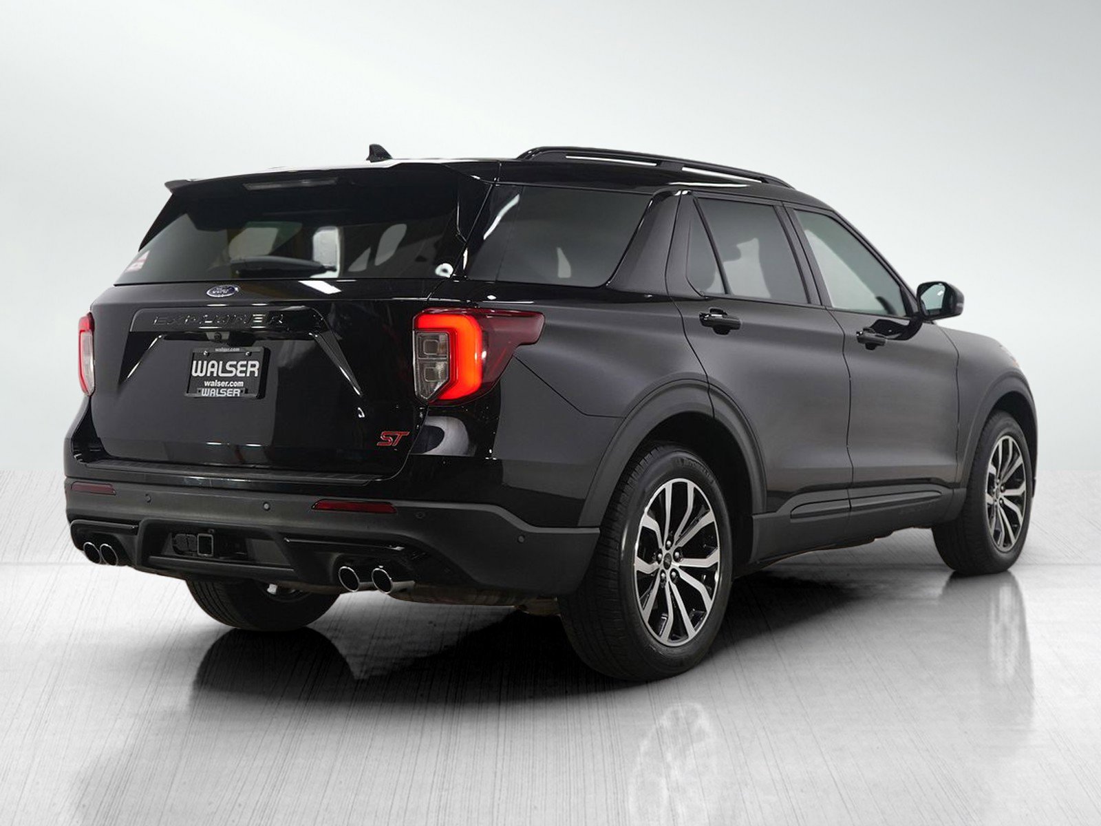 Used 2020 Ford Explorer ST image 5