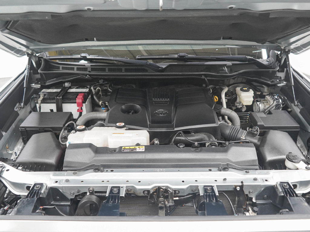 Used 2022 Toyota Tundra Limited AWD/4WD image 31