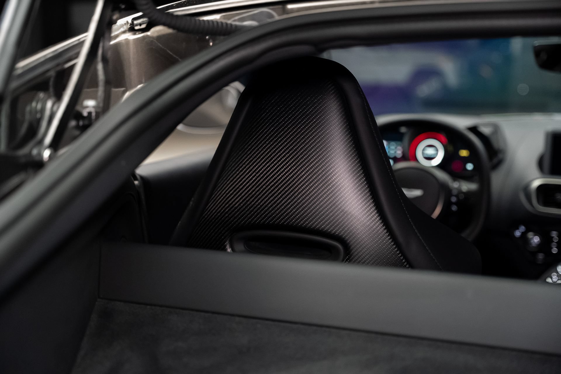 Used 2022 Aston Martin V8 Vantage Coupe RWD image 77