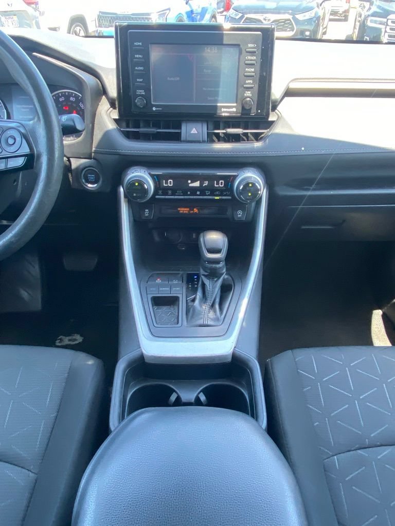 Used 2021 Toyota RAV4 XLE FWD image 19