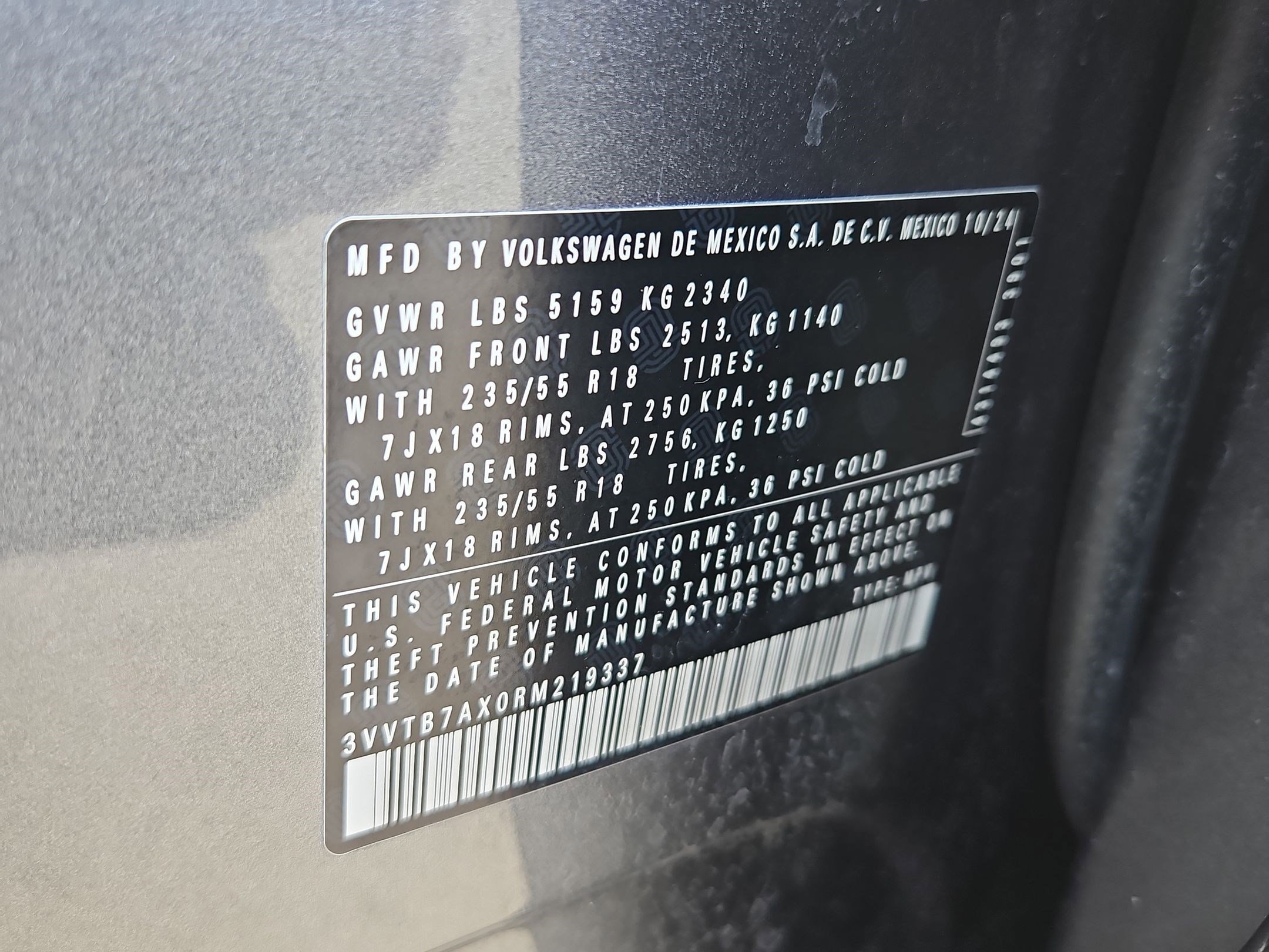 Used 2024 Volkswagen Tiguan Wolfsburg Edition image 33