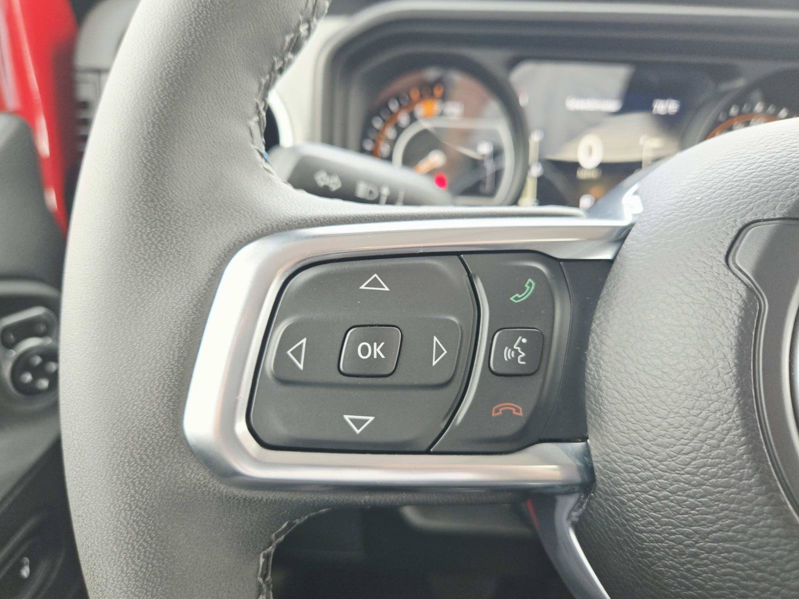 Used 2026 Jeep Wrangler Unlimited Sahara AWD/4WD image 24