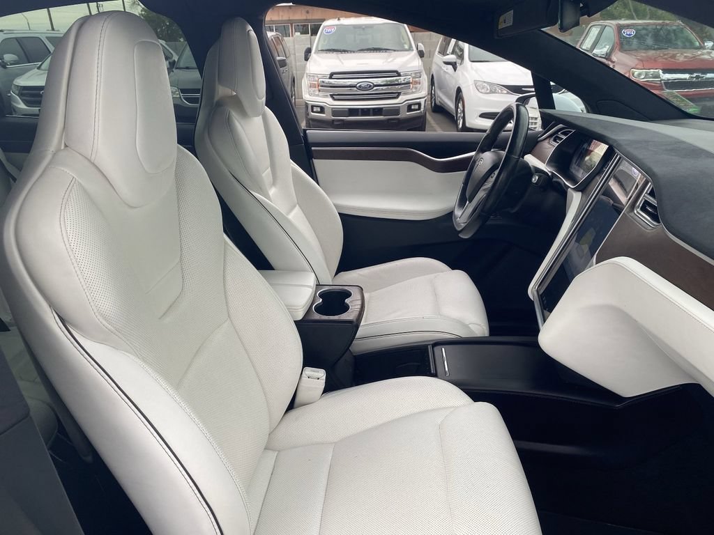 Used 2016 Tesla Model X Performance AWD/4WD image 11