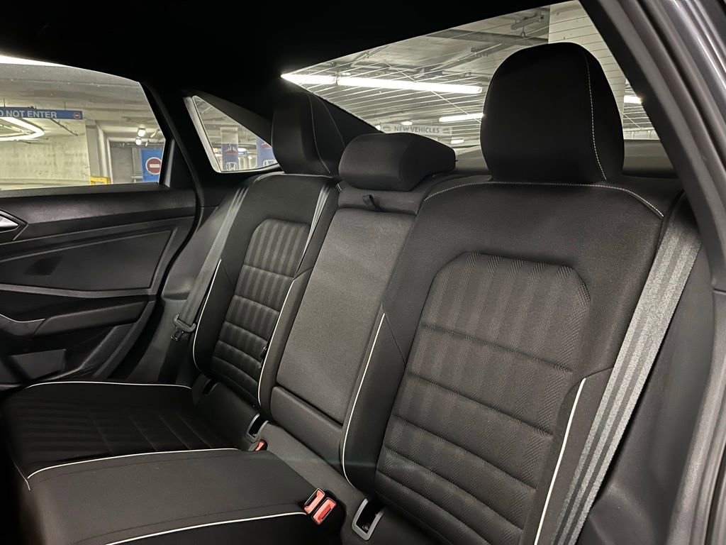 Used 2023 Volkswagen Jetta Sport image 19