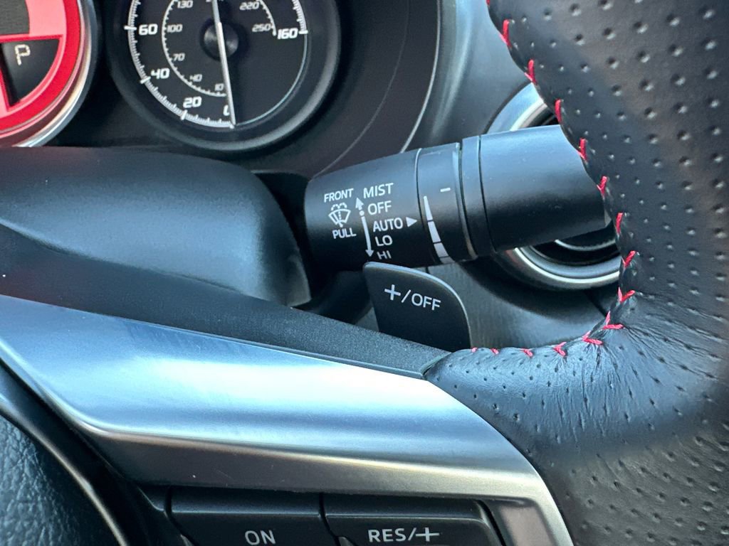 Used 2019 FIAT 124 Spider Abarth w/ Veleno Appearance Group image 25