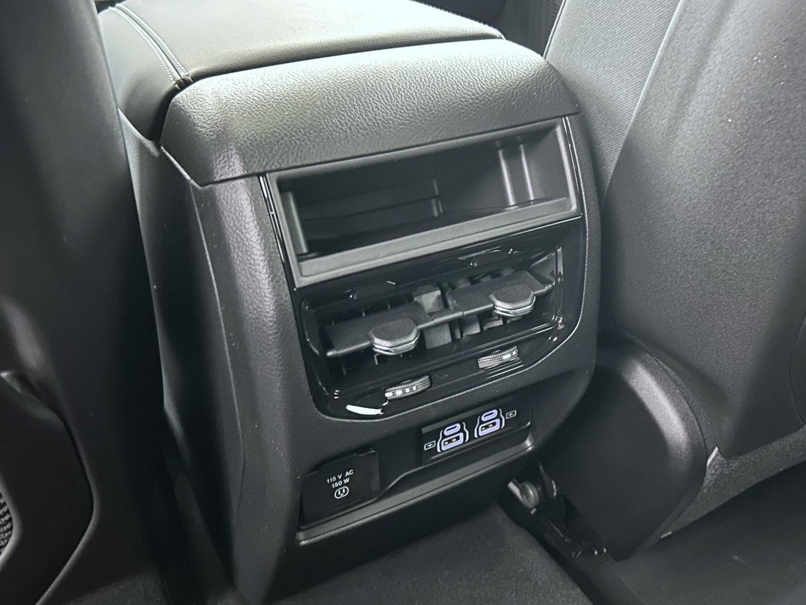 New 2026 Jeep Grand Cherokee Laredo X AWD/4WD image 21