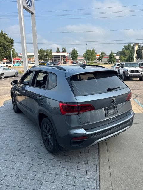 Used 2024 Volkswagen Taos S FWD image 13