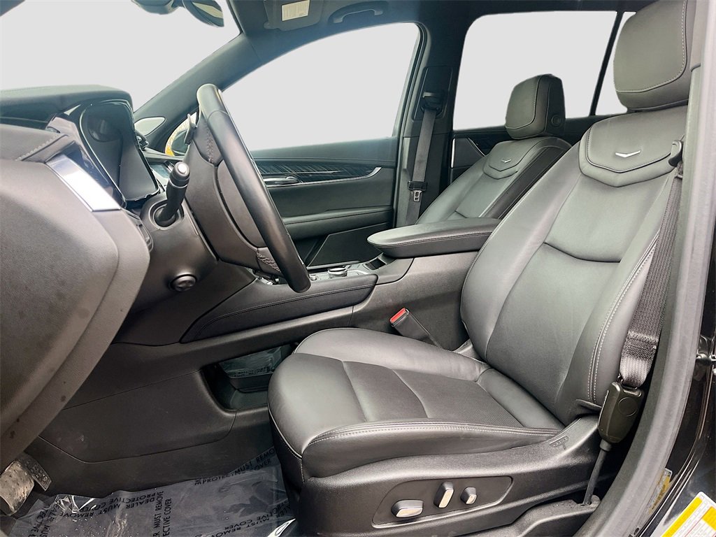 Used 2024 Cadillac XT6 Premium Luxury image 22
