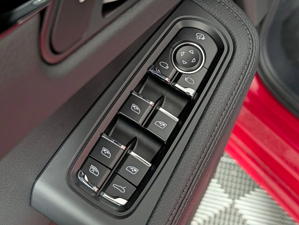 New 2026 Porsche Macan S image 26