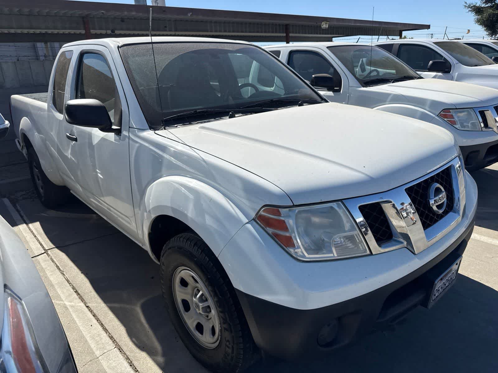 Used 2019 Nissan Frontier S RWD image 3
