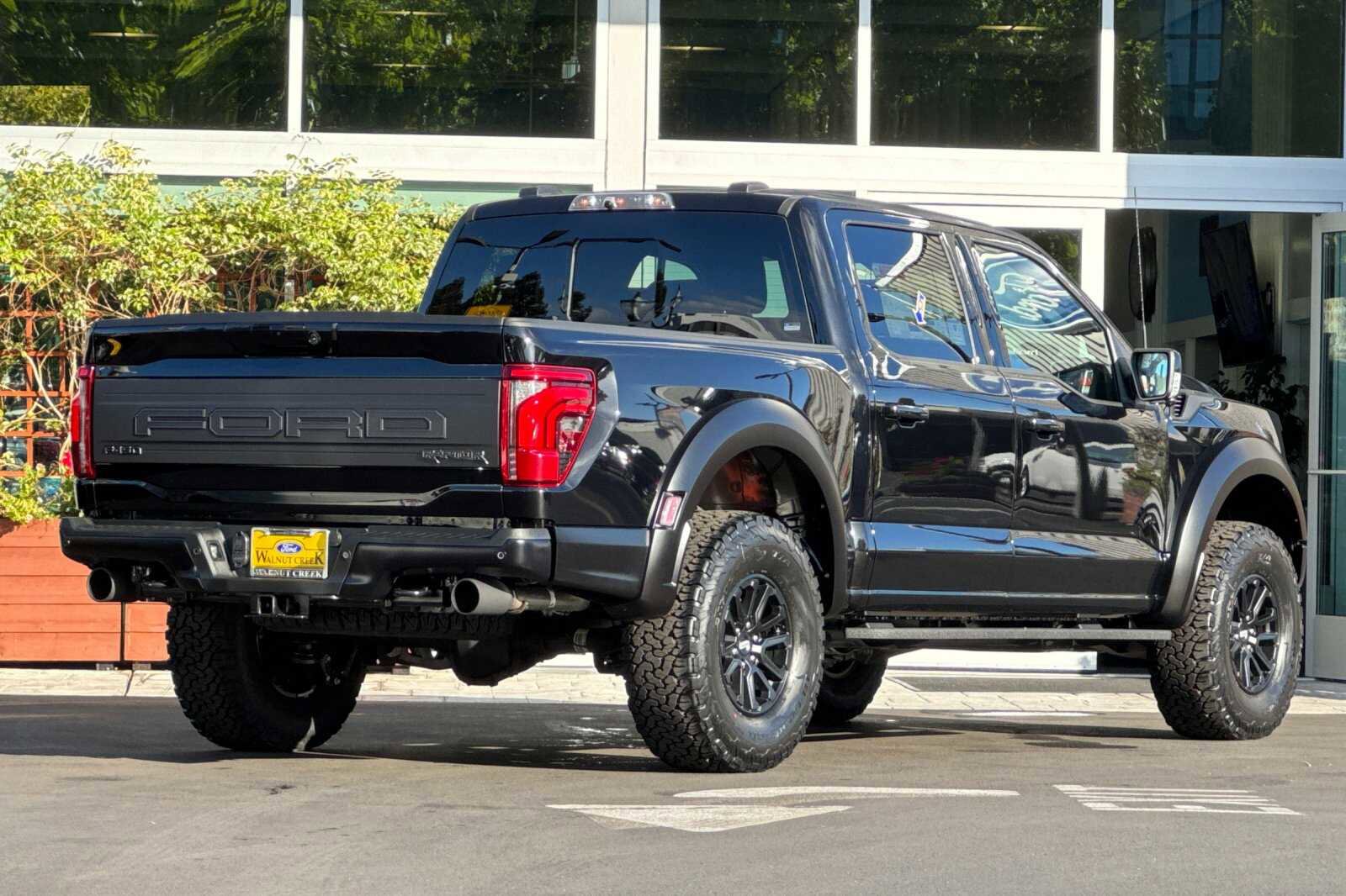 New 2025 Ford F150 Raptor image 4