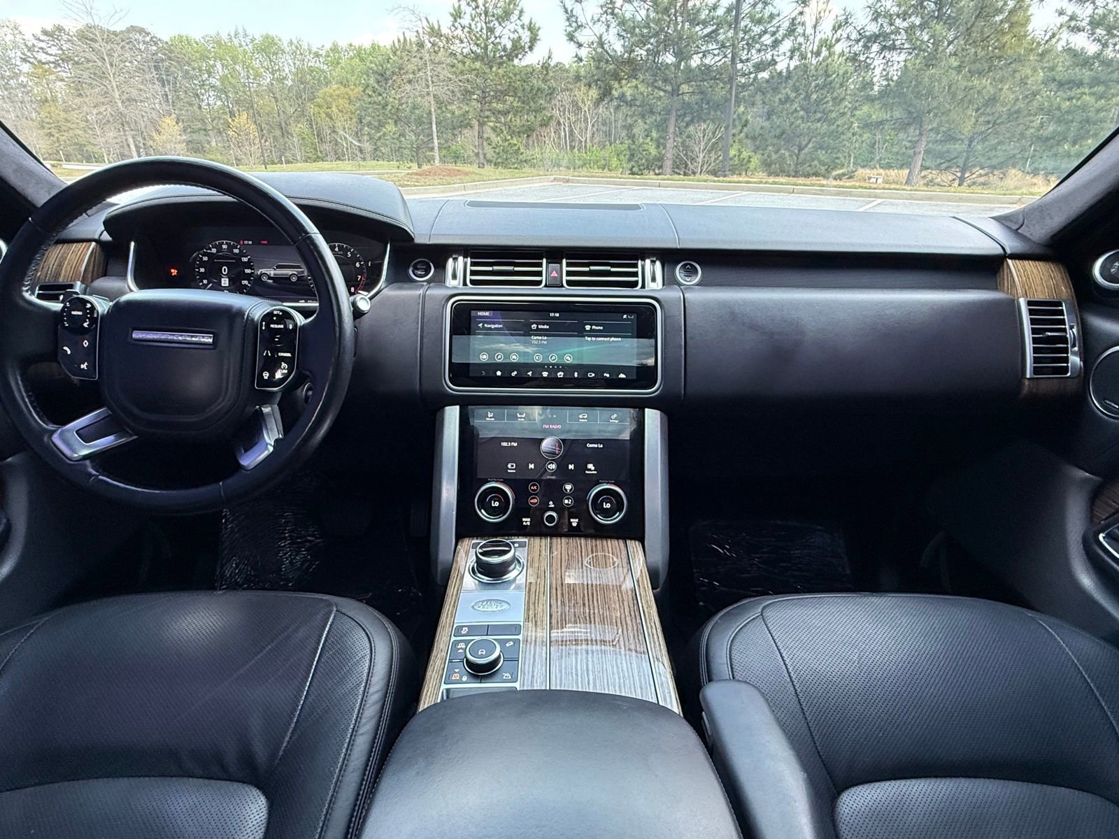 Used 2018 Land Rover Range Rover Supercharged image 23