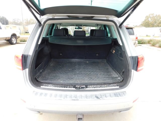 Used 2014 Volkswagen Touareg Sport image 9