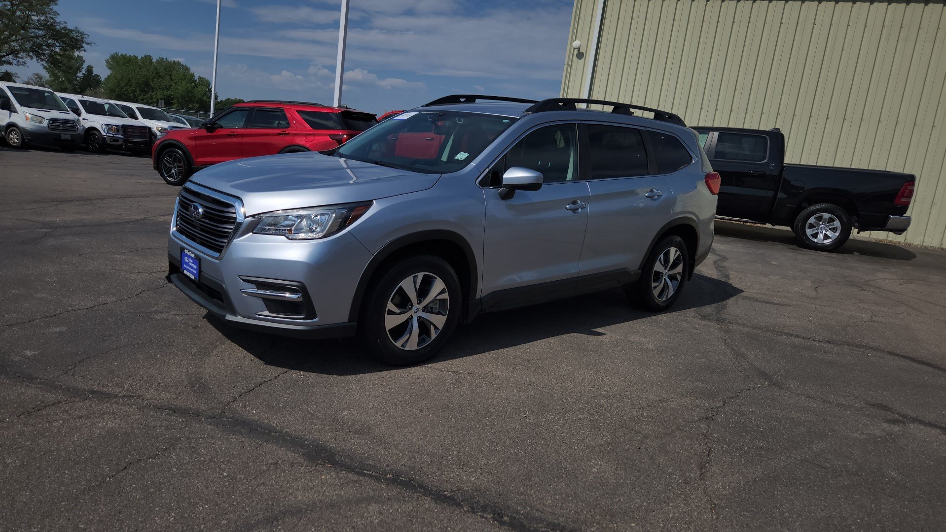 Used 2020 Subaru Ascent Premium w/ Convenience Package AWD/4WD image 5