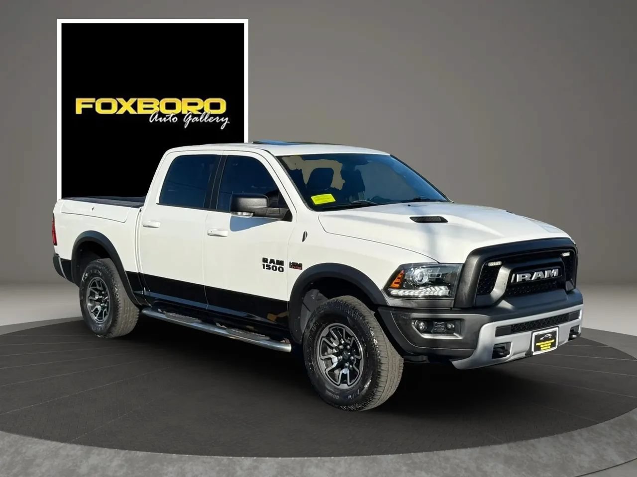Used 2017 RAM 1500 Rebel w/ Luxury Group AWD/4WD image 3