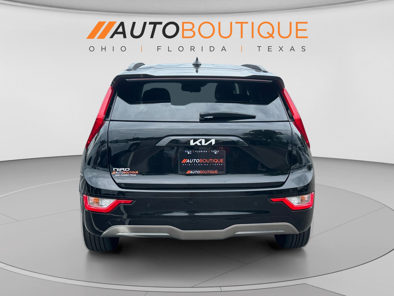 Used 2023 Kia Niro Wind w/ Wind Preserve Package FWD image 4